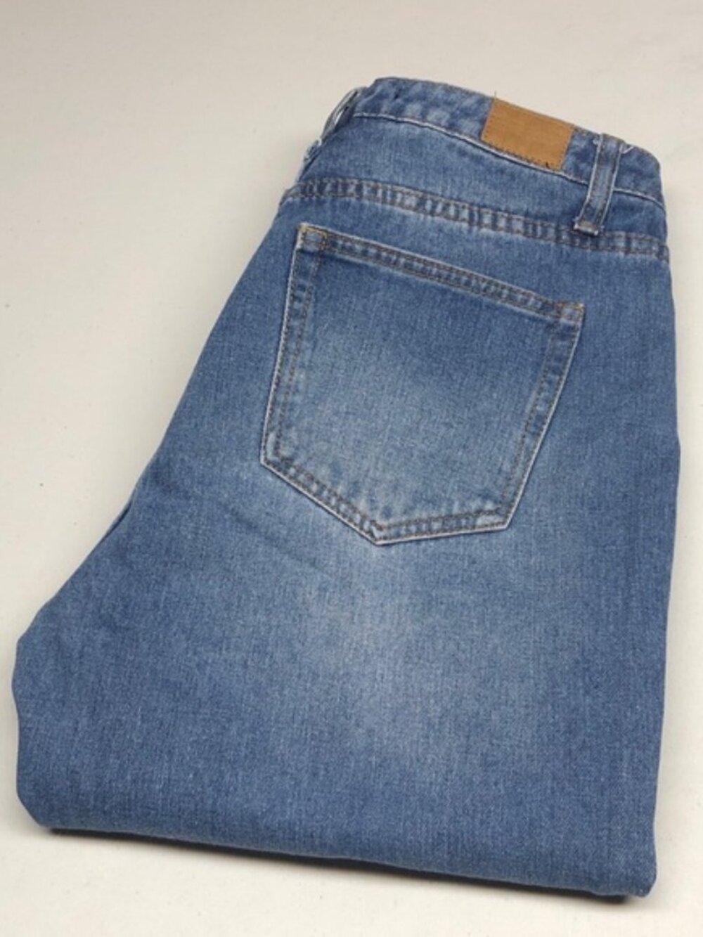 BLUENOTES HIGH-RISE MOM JEANS 28x25 ⭐️